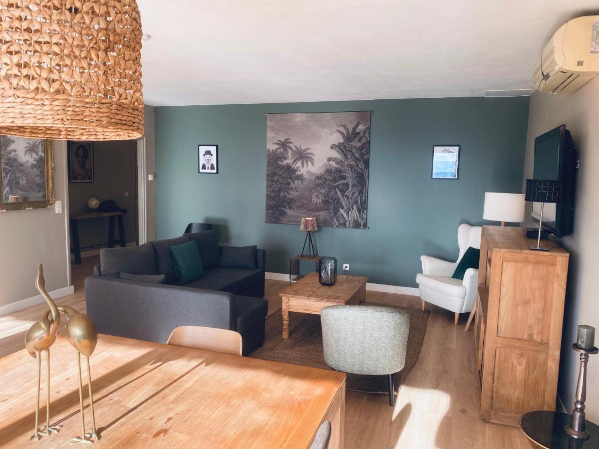 Le Jas De Joucas Hotel-Restaurant Екстериор снимка