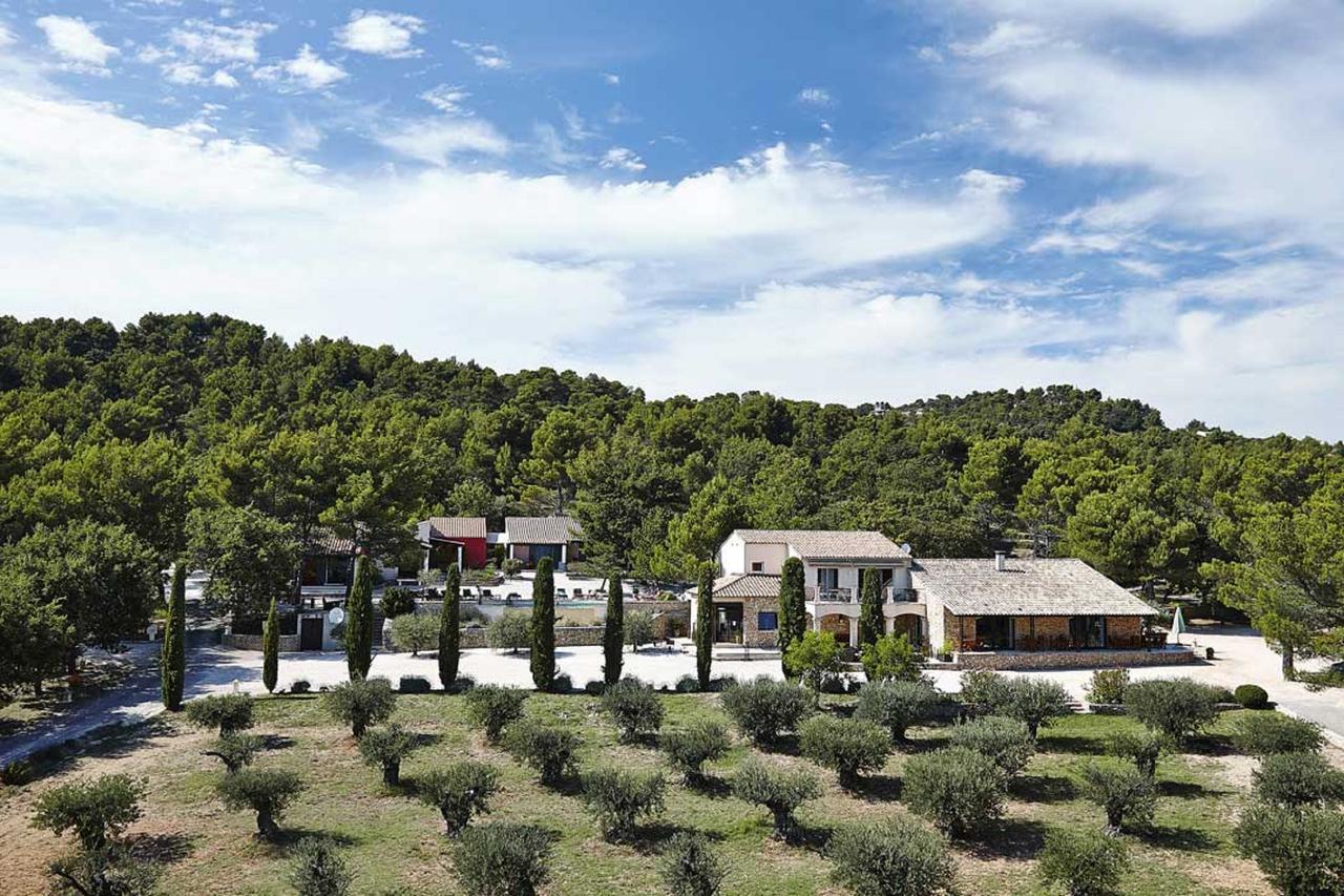 Le Jas De Joucas Hotel-Restaurant Екстериор снимка