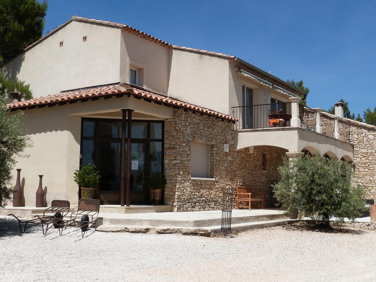 Le Jas De Joucas Hotel-Restaurant Екстериор снимка